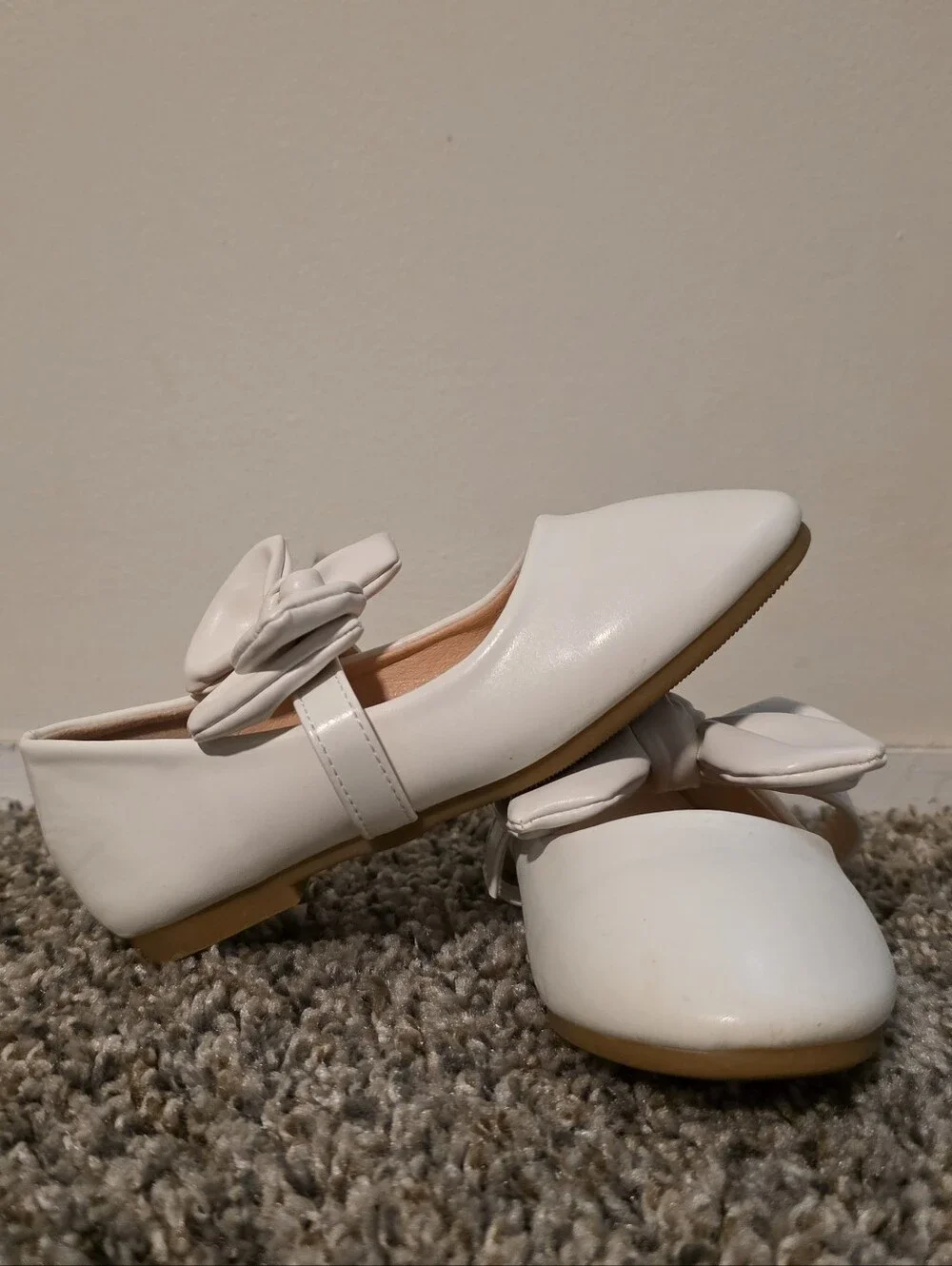 Girls' White, Leather, Bow Ballet Flats - Size 28 (11)
